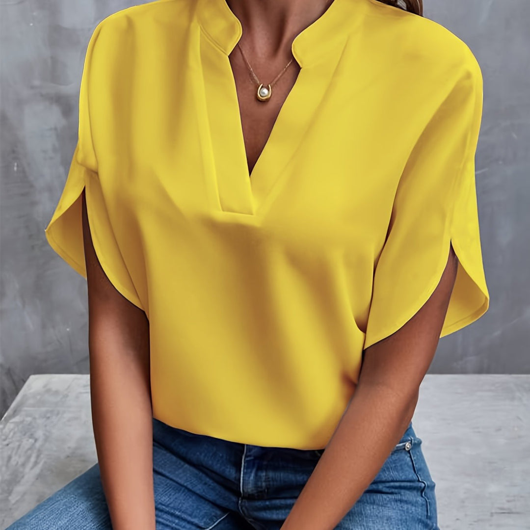 Carola | Light and Elegant Blouse