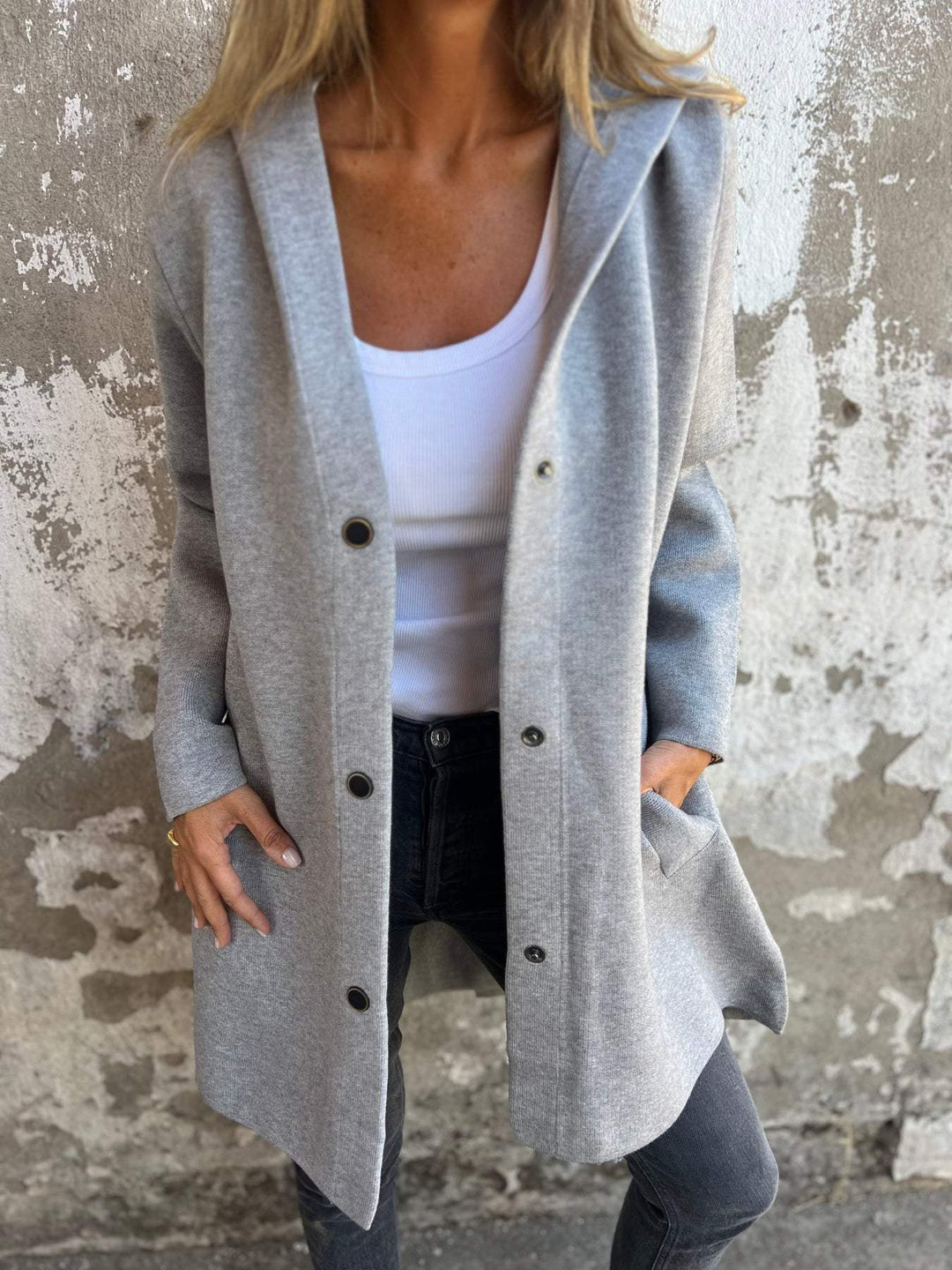 Sylvie | Cardigan with buttons and hood